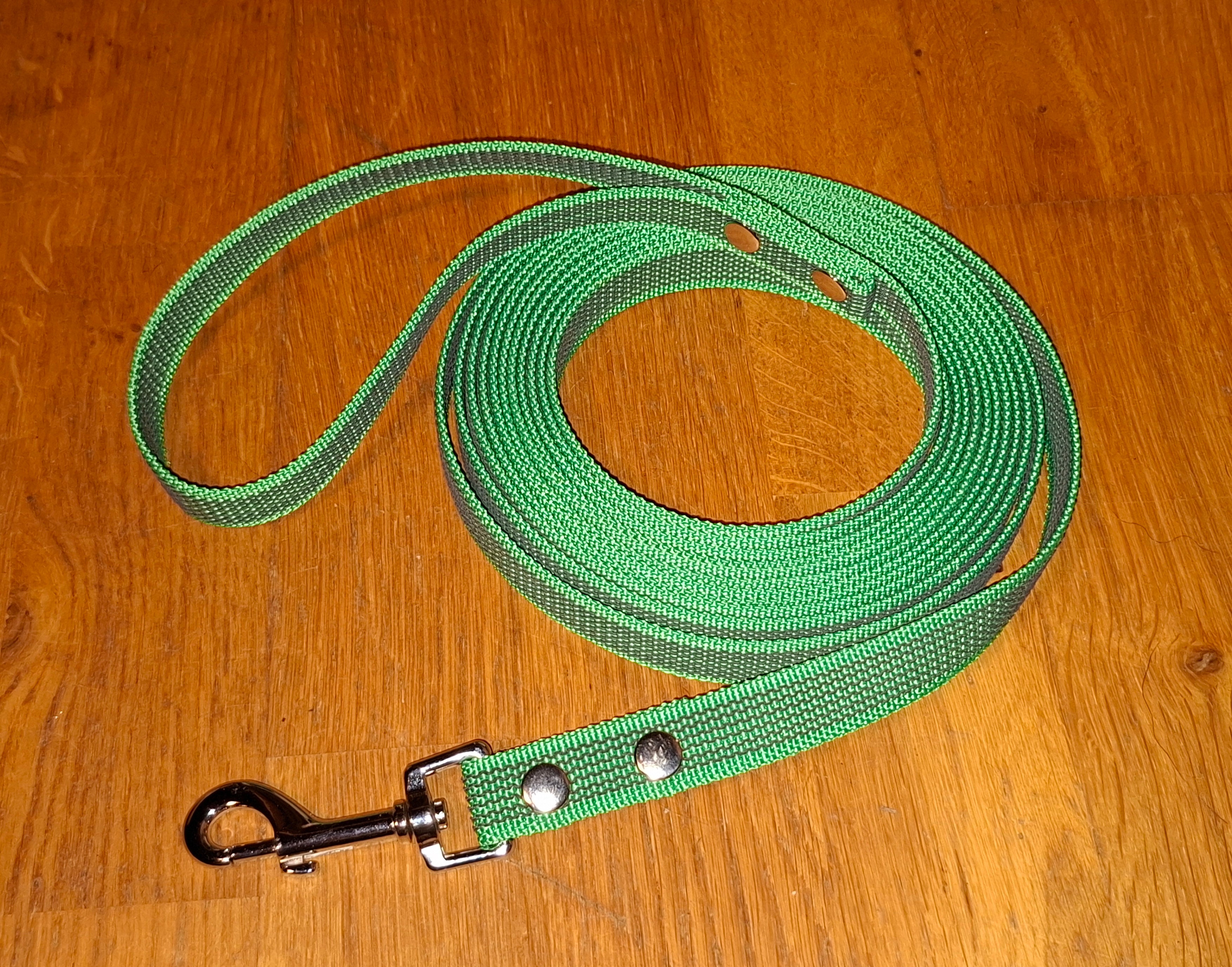 Spårlina i antiglid, med handtag 20mm x 5m, grön