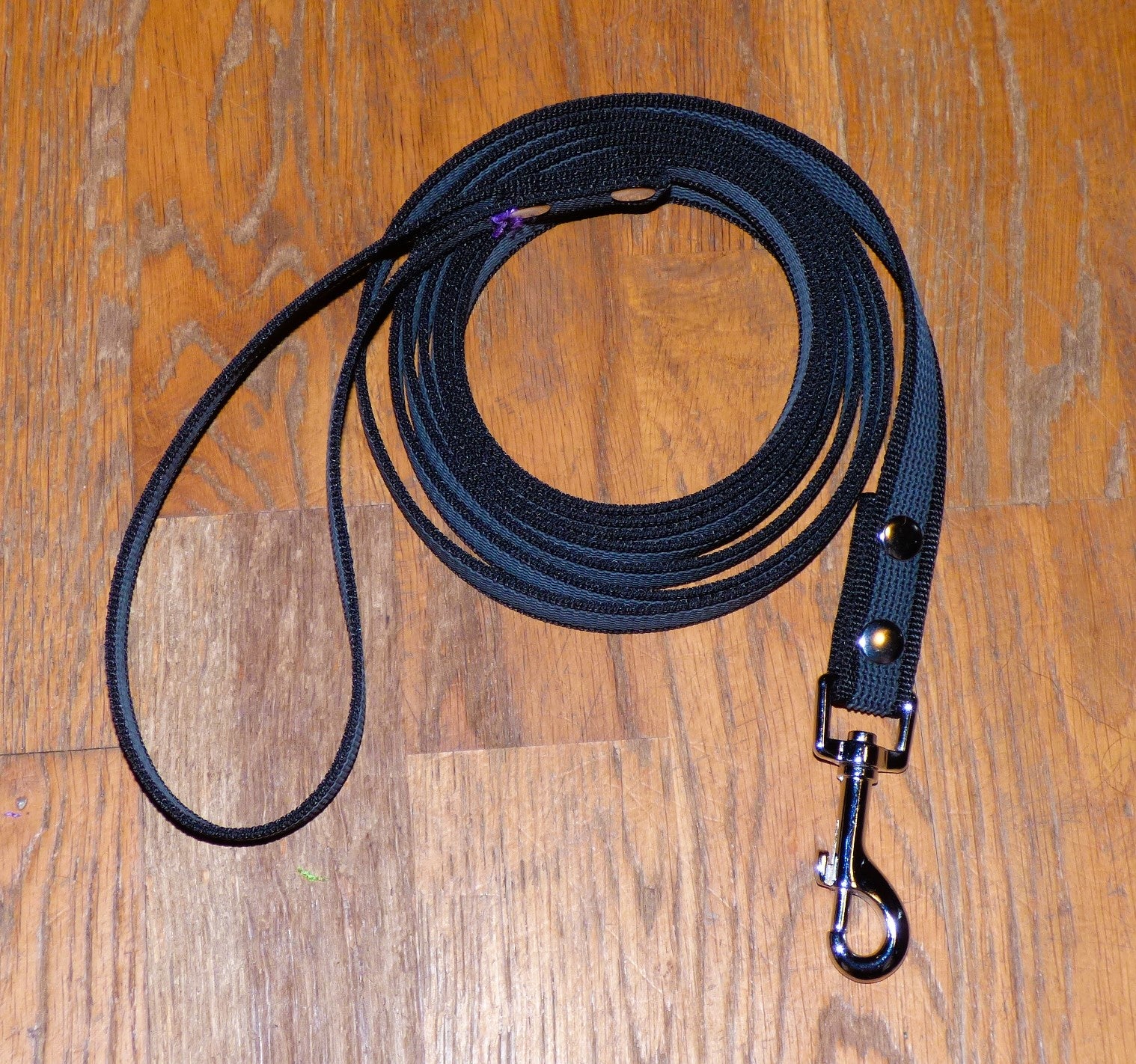 Spårlina i antiglid, med handtag 20mm x 5m, svart